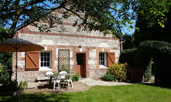 Vergetot House | Le Jardin Clos - VERGETOT