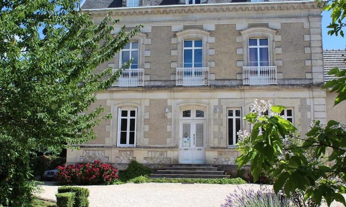 Montendre Bed & Breakfast | Le Jardin Umal
