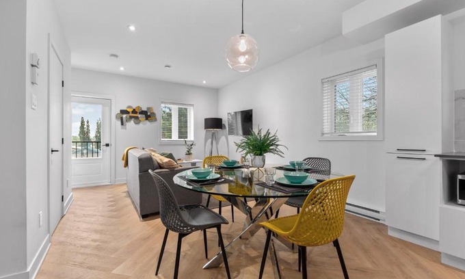 Terrebonne Apartment | Le Karina - Vieux-Terrebonne