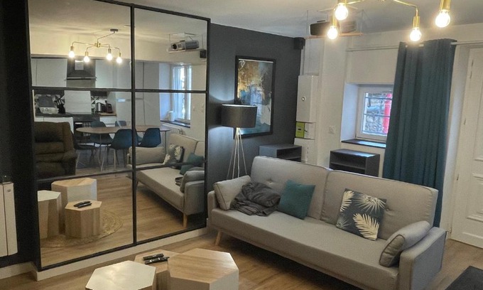 Auxerre Apartment | Le Lavoir 1/calme/Fibre/Bord de l'Yonne