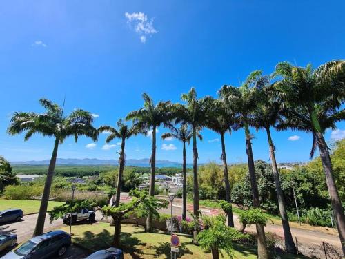Le Lamentin Apartment | Le Lis Vacances et Affaire Cosy vue Mer