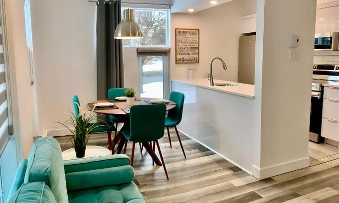 Magog Apartment | Le Loft du Loch - Condo près du lac et des montagnes!