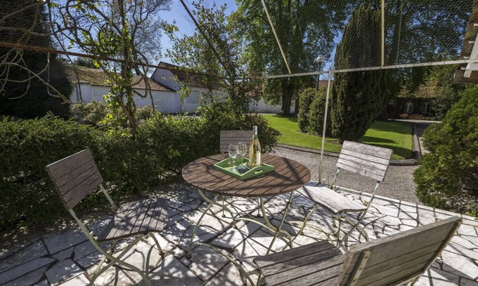 Campigneulles-les-Petites Villa | Le Manoir Nord - Six Bedroom Villa, Sleeps 12