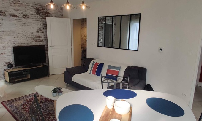 Poussots Apartment | Le Mans'Art DIJON - large comfortable T2 + terrace