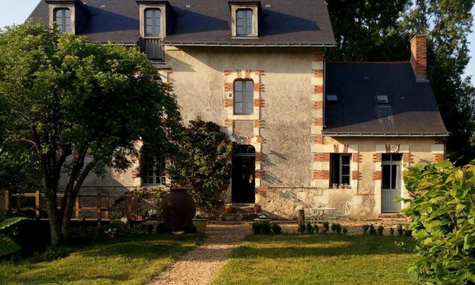 Linieres-Bouton Bed & Breakfast | Le Moulin Bregeon