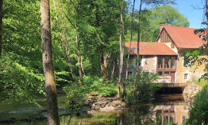 Saint-Andre-en-Morvan Bed & Breakfast | Le Moulin de St André en Morvan, 15 min from Vézelay/Avallon