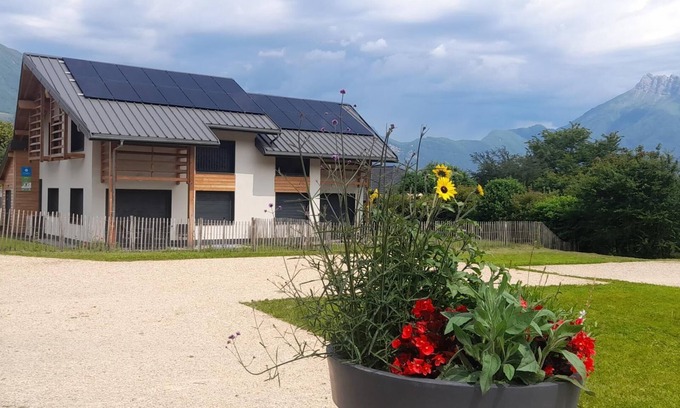 Villard-d'Hery House | LE Moulin - Villard D'hery