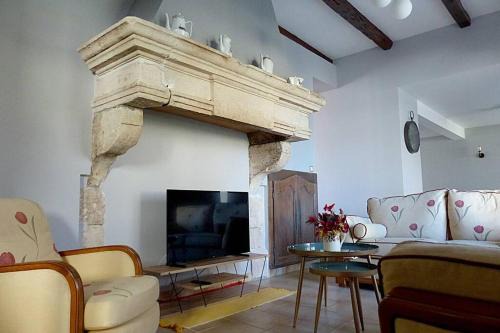Coussey House | Le nid de Jehanne