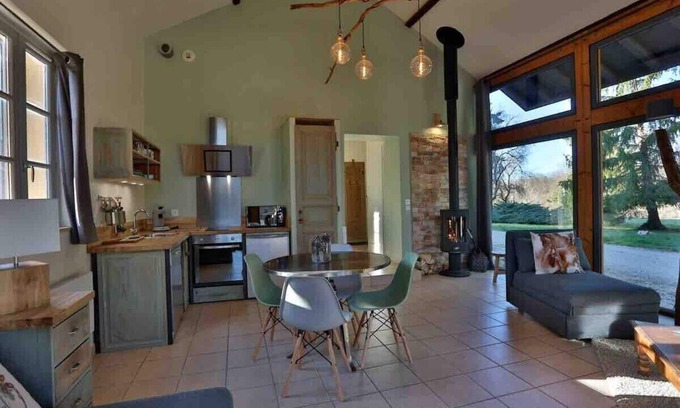 Pont-d'Ain Apartment | Le nid des écureuils