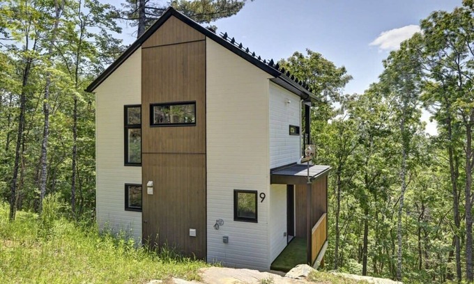 Sainte-Beatrix House | Le Petit Bijou - Cozy, nature & river access