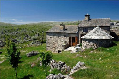 Fraissinet-de-Fourques House | Le petit gite du veygalier