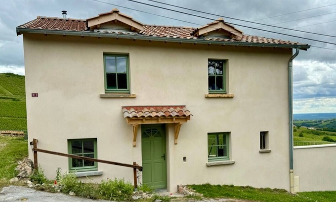 Pruzilly Villa | Le Petit Paradis, a pretty family home with a superb 180° view of the vineyards