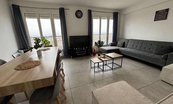 Oasis - Maroc Apartment | Le Podium - 9pers - Circuit Bugatti - Rêve au Mans