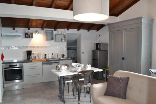 Bon-Encontre Apartment | LE POINT DU JOUR
