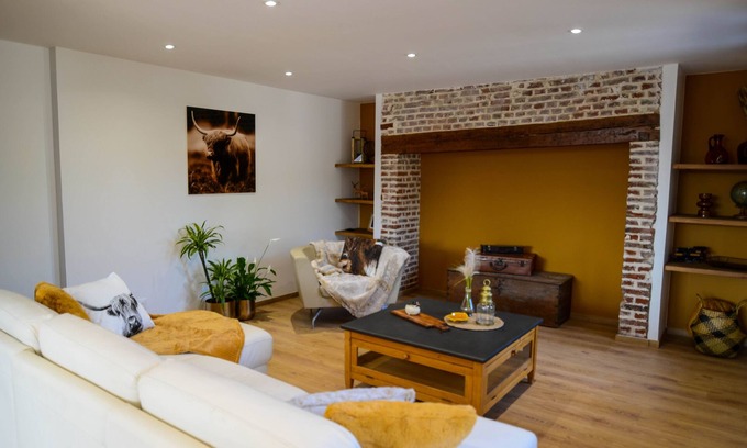 Noyelles-sur-Mer House | Le Quai Huppé, Voie 3