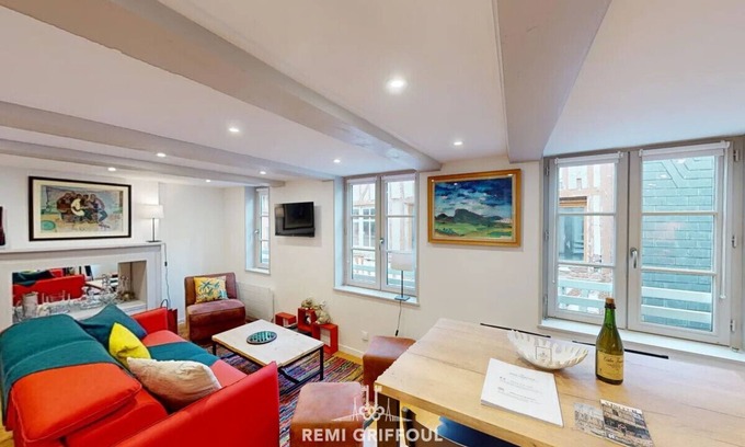 Honfleur Apartment | Le Repère de Popeye | Beautiful Apartment | Honfleur | 4 Guests