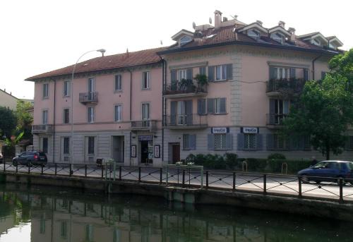 Corsico Apartment | Le Residenze Della Poetessa