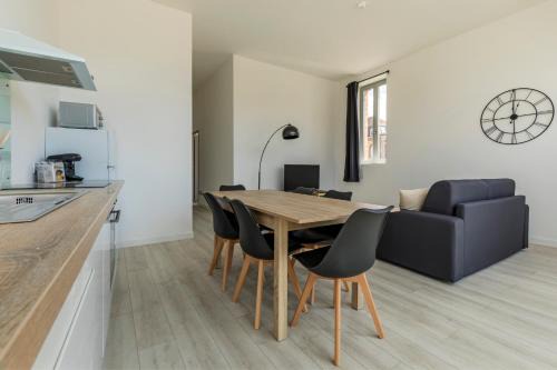 Castelsarrasin Apartment | LE SICRE - T3 confort, centre Castelsarrasin, parking