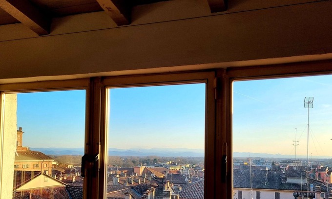 Pavia Bed & Breakfast | Le Stanze del Cardinale