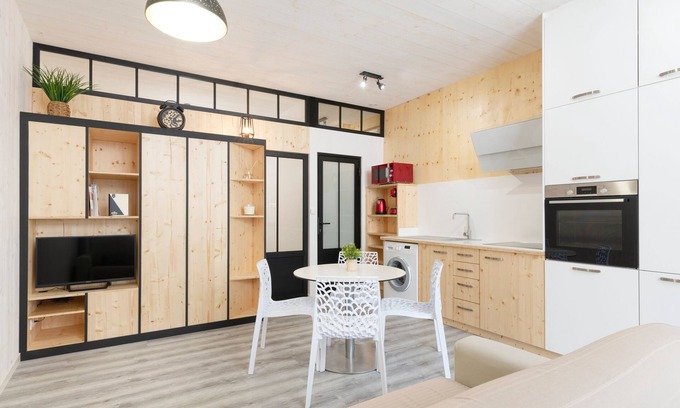 Saint Nicolas - Charles III - Ville vieille - Trois Maisons - Leopold Apartment | Le trésor des Soeurs Macarons