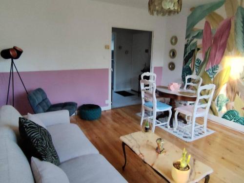 Romans-sur-Isere Apartment | Le tropical 2 chambres