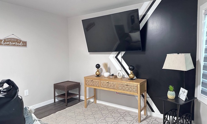 Wilkes-Barre Apartment | Leave Worries Behind