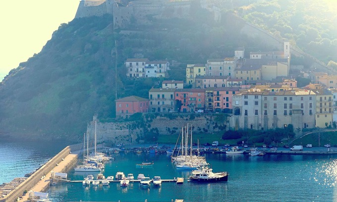 Porto Ercole Apartment | Leave Your Heart in Porto Ercole - you room with a view in Argentario, Tuscany.