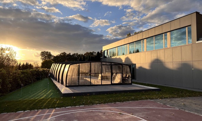 Pruszcz Gdanski Villa | LedowoHouse New Industrial Style up to 15 guests, kids friendly, own golf course
