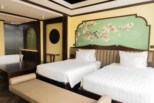 Luong Son Resort | Legacy Hill Resort & Villas