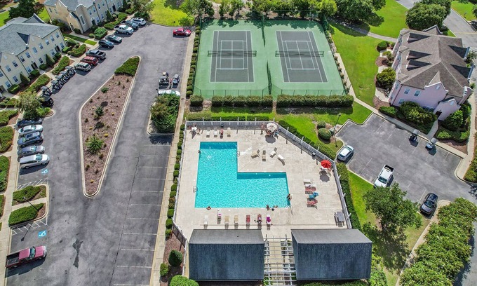 Red Hill Condo | Legends Golf Condo Steps From Ailsa Pub | Pool