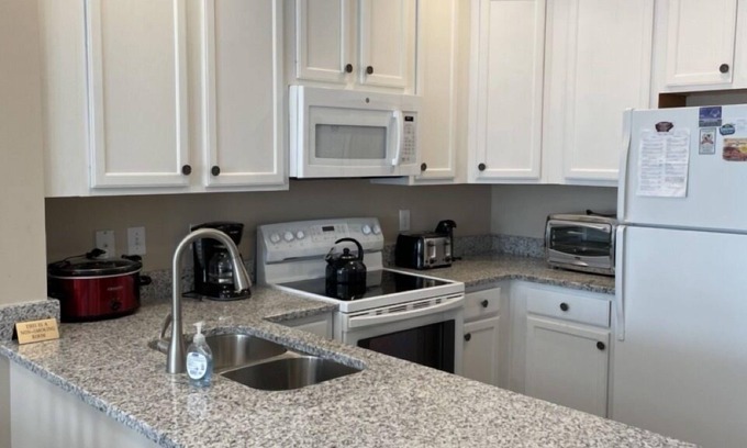 Red Hill Condo | Legends Golf Resort - 2 Bedroom on ground floor, Wi-Fi included
