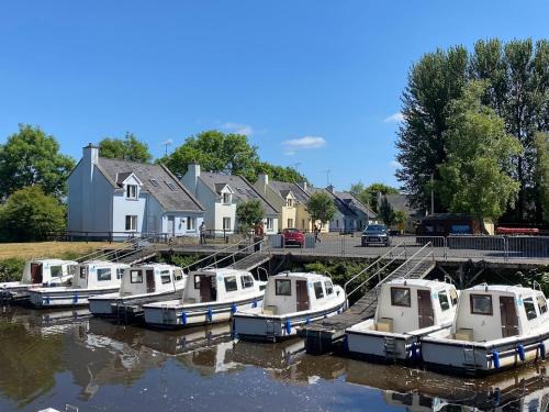 Carrick-on-Shannon House | Leitrim Quay - Riverside Cottage 1