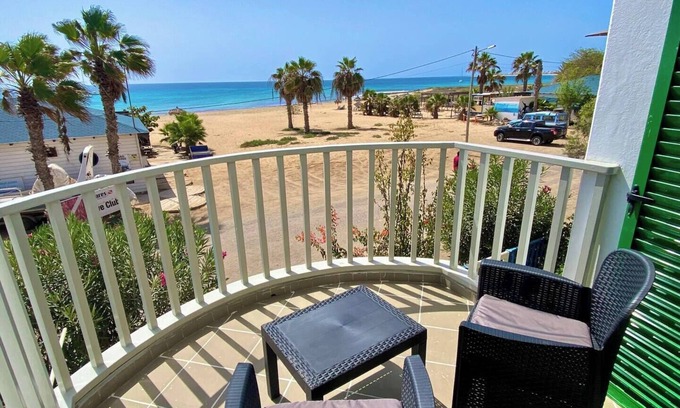 Santa Maria Apartment | Leme Bedje Sea View - Pool & Wifi