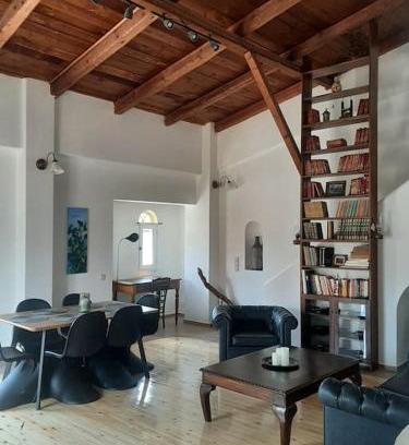 Filiatra House | Lemon tree