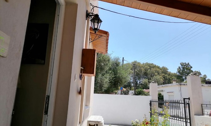 Kalyves House | Lemon Tree House