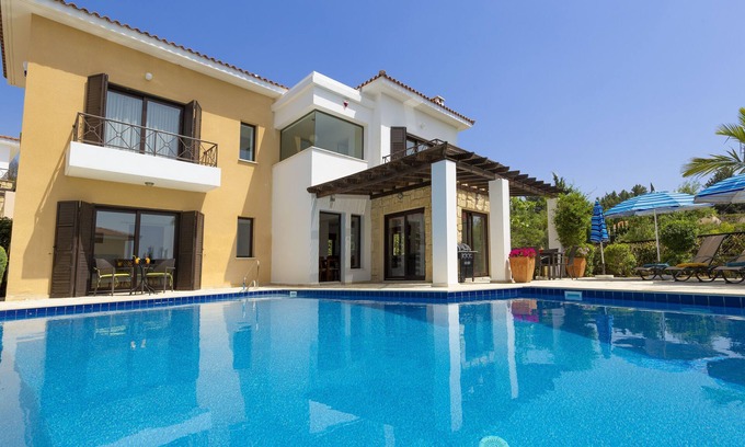 Tala Villa | Lemon Tree Villa - Luxurious 3 Bed, 3 Bath Villa just 500m from Tala Village Square