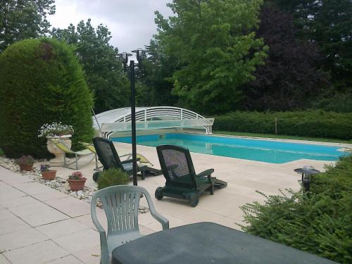 Tramoyes Bed & Breakfast | Les écureuils