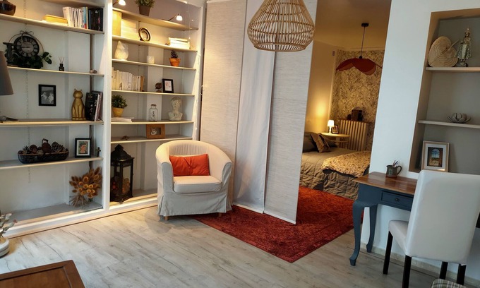 La Reole Apartment | Les Chacobins
