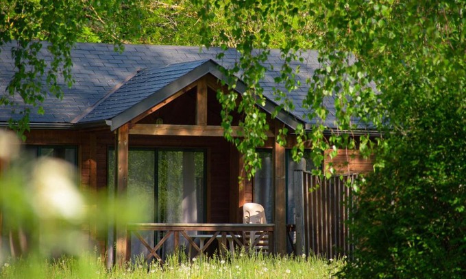 Saint-Germain-du-Teil Ski Chalet | Les Chalets de Booz