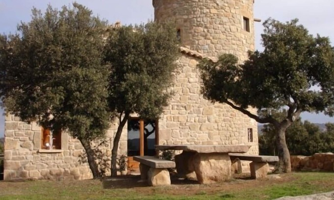 Biosca Cottage | Les Cots de Lloberola from 14 to 47 people