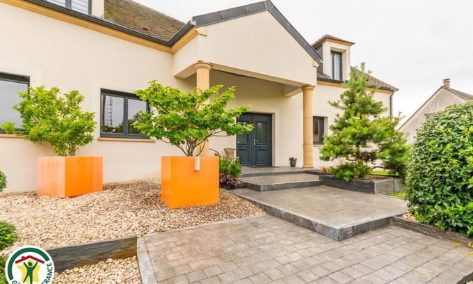 Courthiezy House | Les Deux Piliers - COURTHIEZY