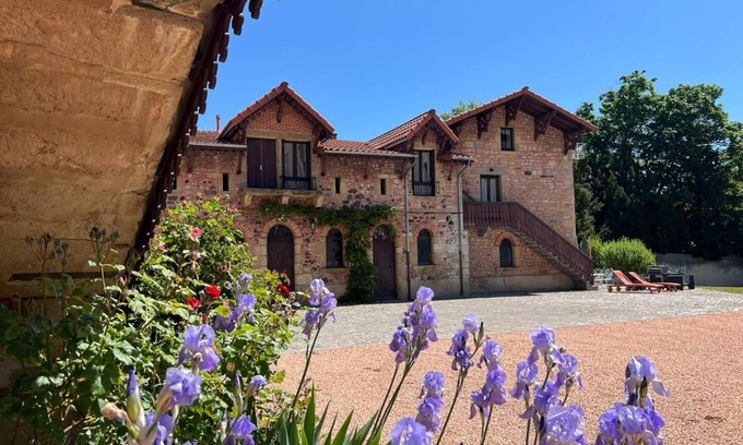 Chanonat House | Les Glycines de Viallevelours