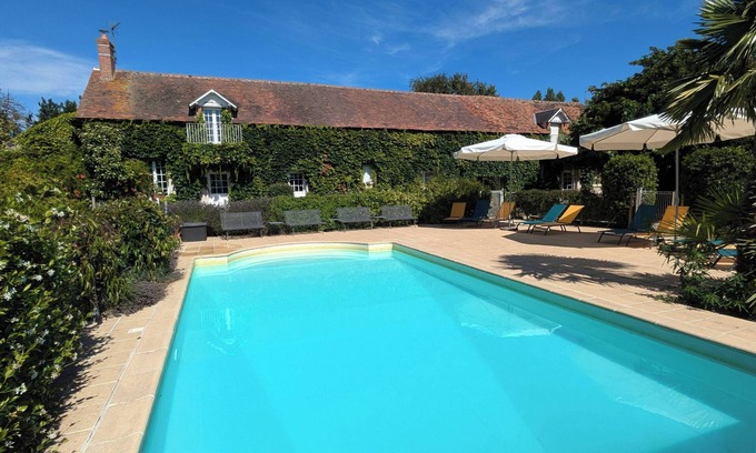 Averdon House | LES GLYCINES Joli Gîte 4 * in the Loire Valley