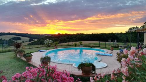 Grazac Bed & Breakfast | Les Hauts de Grazac, Chambres et Tables d'hôtes