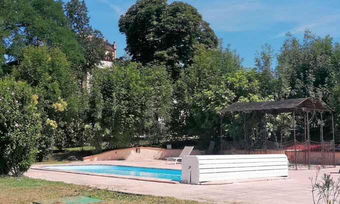 Castelsarrasin House | Les Hirondelles - domaine avec piscine