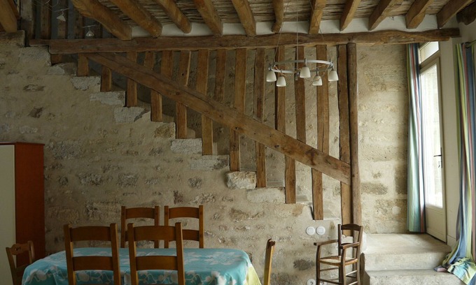 Avernes Cottage | Les Lattis: Cottage restored in the traditions, in a typical farm of Vexin