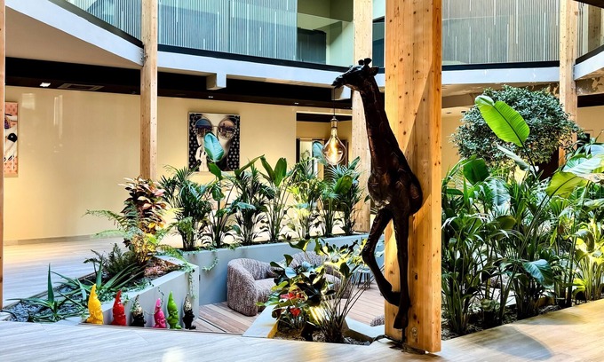 Le Vaudreuil Hotel | Les Lodges de Socrate