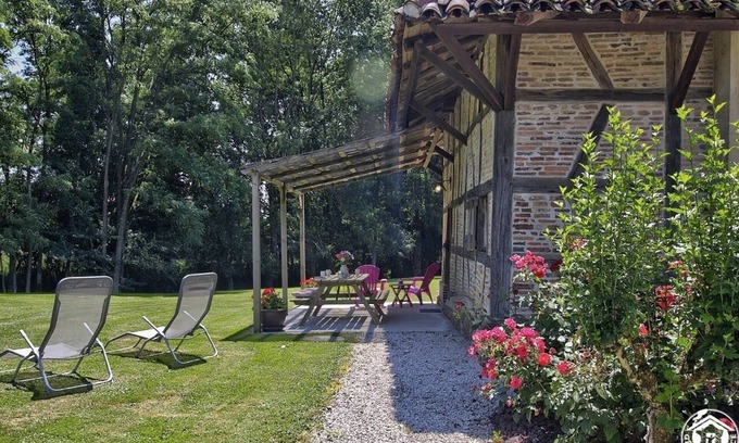 Beaupont House | Les Loges de Bevey - Beaupont