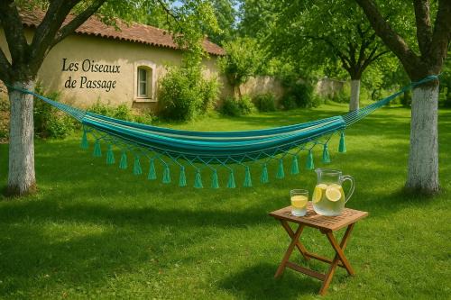 Gaillon Bed & Breakfast | Les oiseaux de passage - chambre d hôtes, paisible