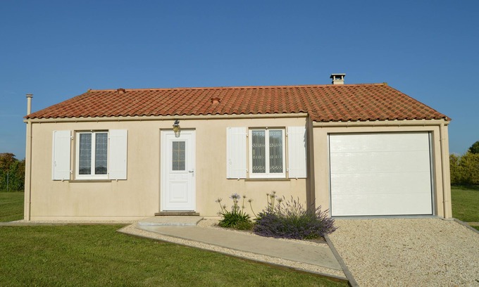 Neulles House | Les Papillons Country house Ideal for recharging your batteries